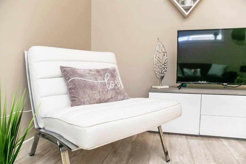 Apartment Bright Spacious - King Bed - Long -wifi